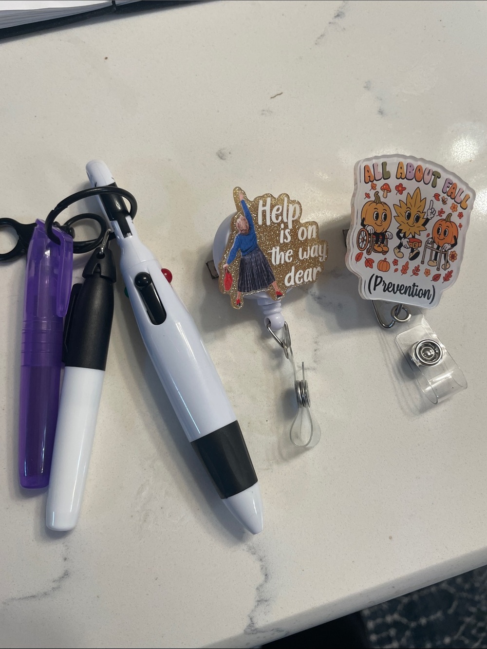 Badge reel set
